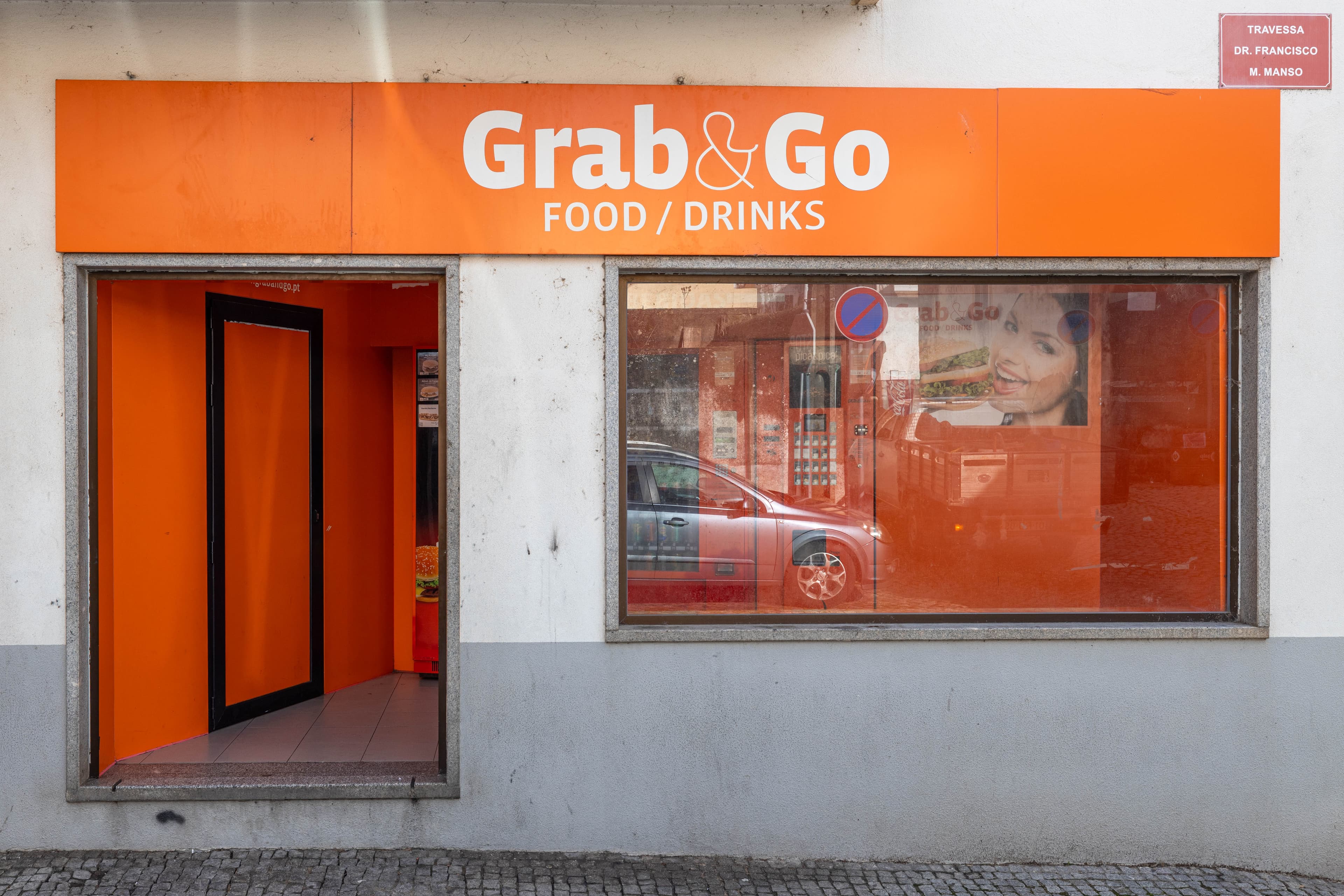 Store front Grap&Go photographed professionally
