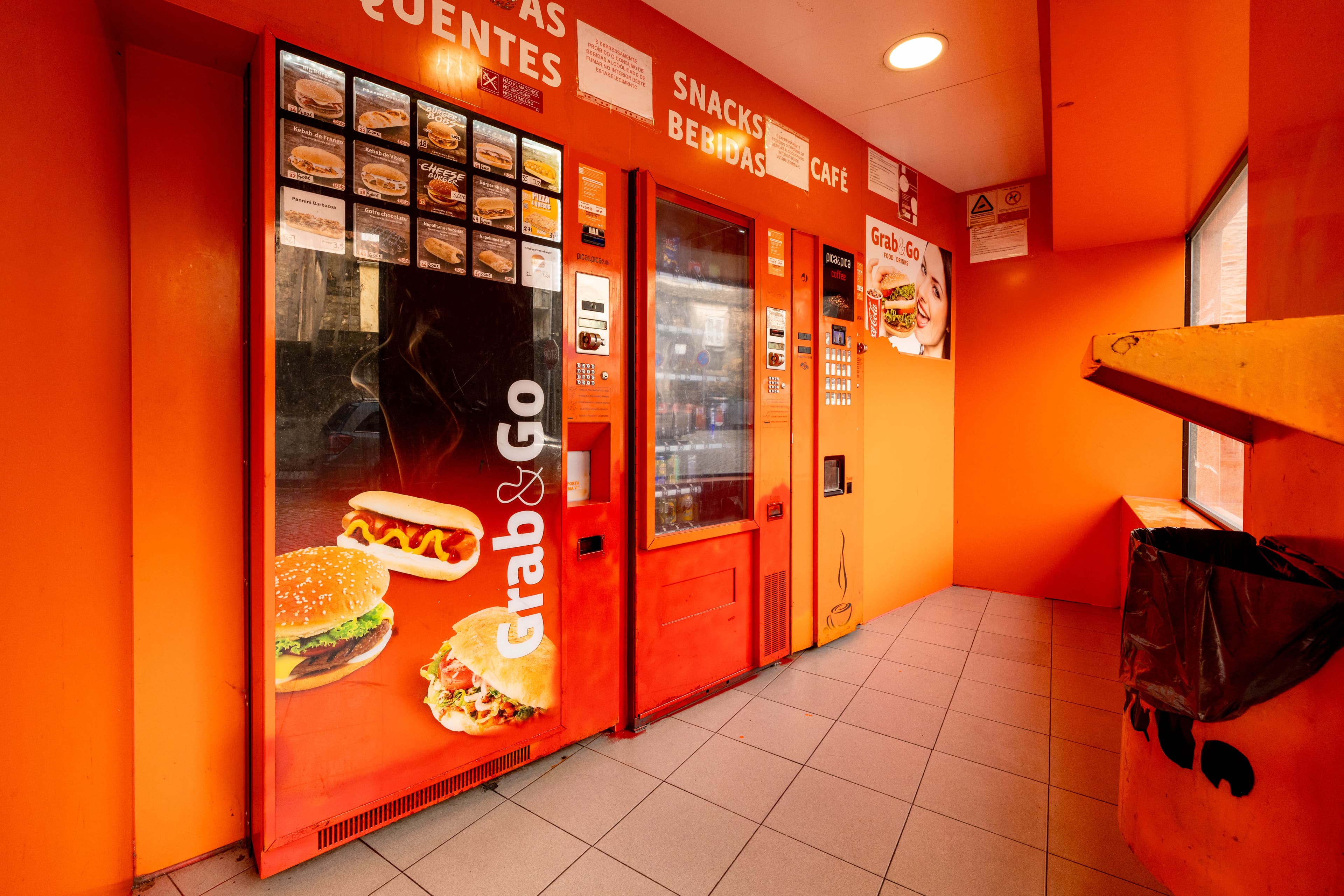 Grap&Go store interior professionally photographed
